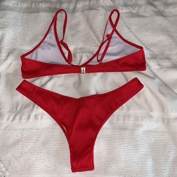 Zaful red gorgeous bikini - Picture 3 of 3